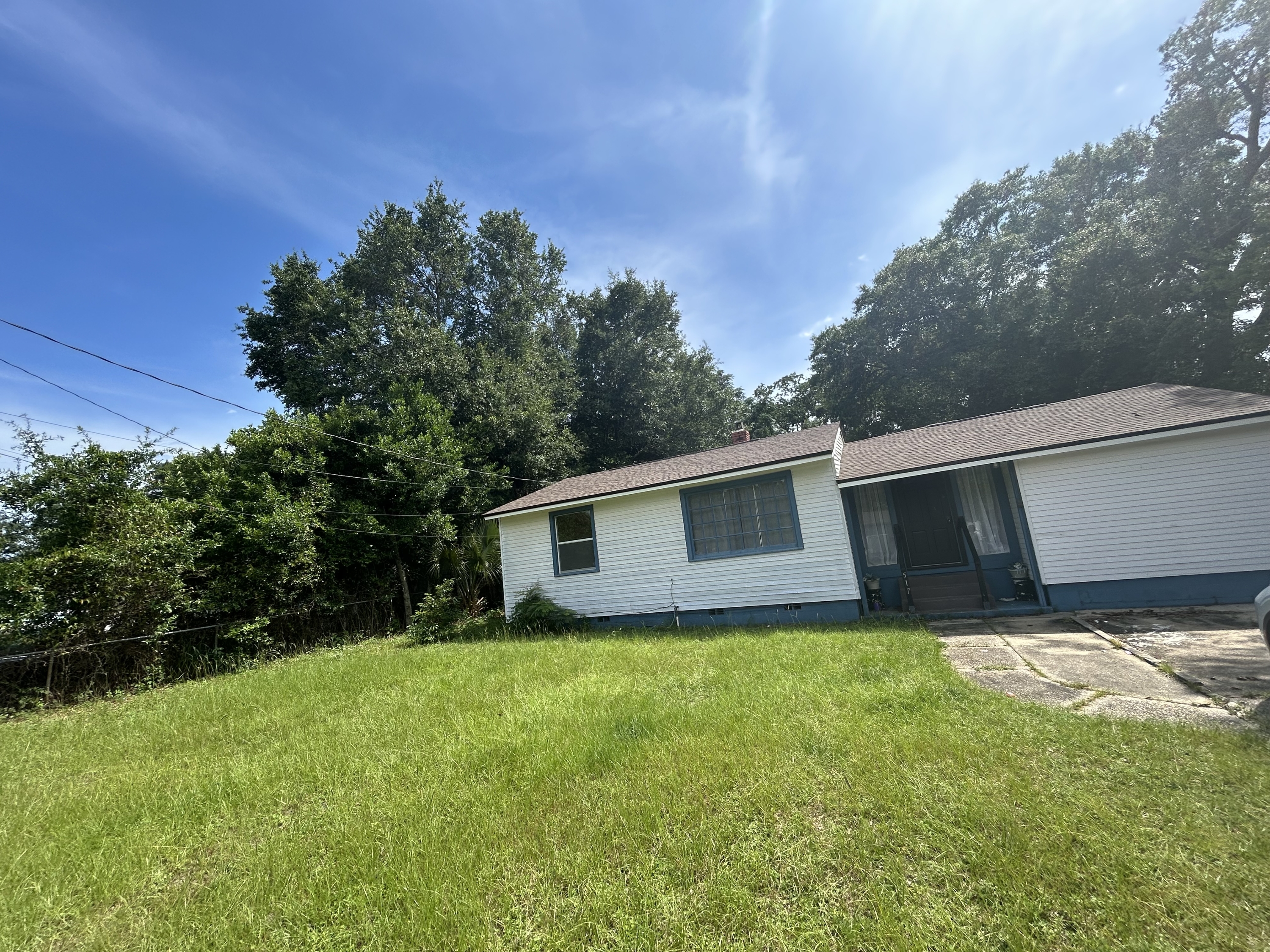 517 Lakewood Road